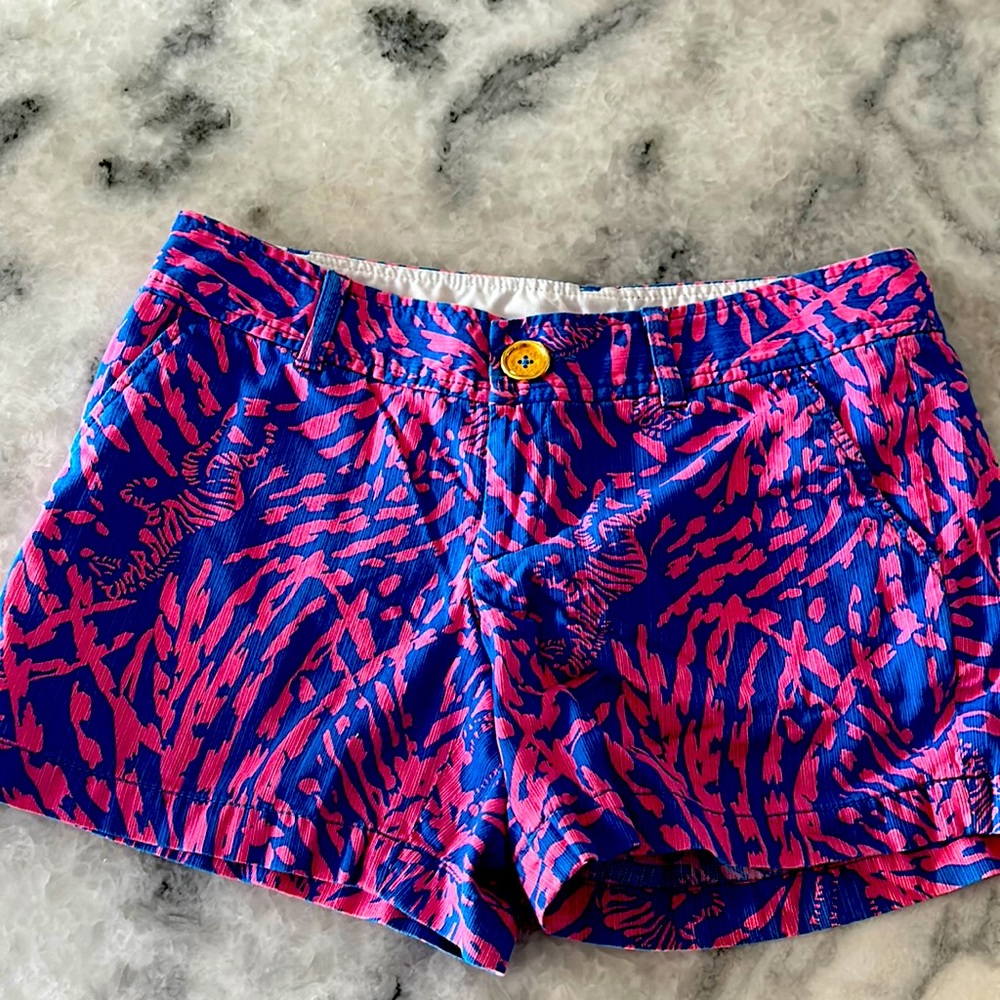 Size 4 Callahan short blue and pink.  Perfect for vacation or summer!